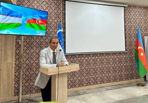 Профессор Гурбанхан Муслимов хирург проводит консультации и мастер-классы в ANAMED | ANAMED klinikasida maslahat va master-klass o‘tkazadigan professor Qurbanxan Müslümov
